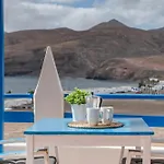 Pura Vida - Ventanas De Lanzarote *