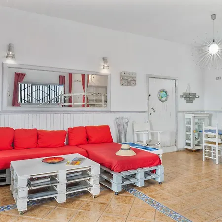 Pura Vida - Ventanas De Lanzarote * 普拉亚格马达