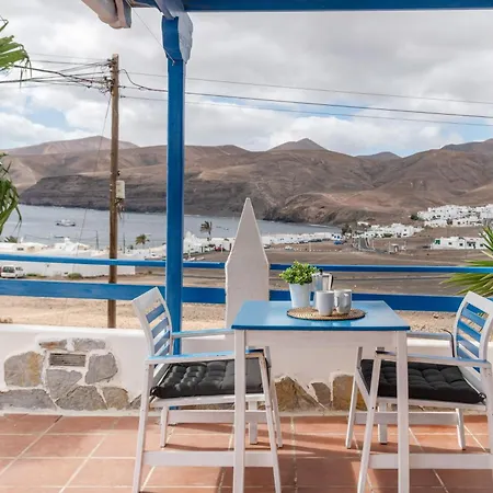 Pura Vida - Ventanas De Lanzarote Плая-Кемада