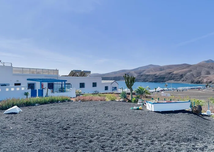 Pura Vida - Ventanas De Lanzarote