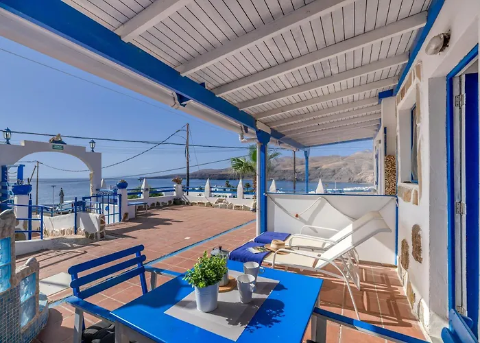 Pura Vida - Ventanas De Lanzarote *