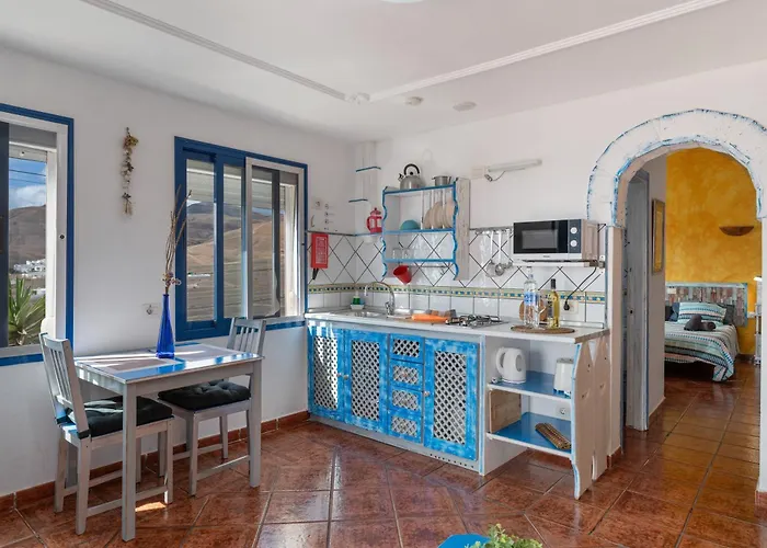 Pura Vida - Ventanas De Lanzarote بلايا كويمادا