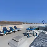 Pura Vida - Ventanas De Lanzarote Playa Quemada