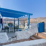 Pura Vida - Ventanas De Lanzarote