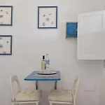 Pura Vida - Ventanas De Lanzarote *