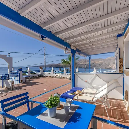 Pura Vida - Ventanas De Lanzarote *