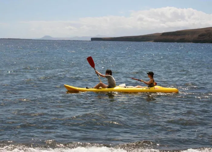 Pura Vida - Ventanas De Lanzarote * Playa Quemada